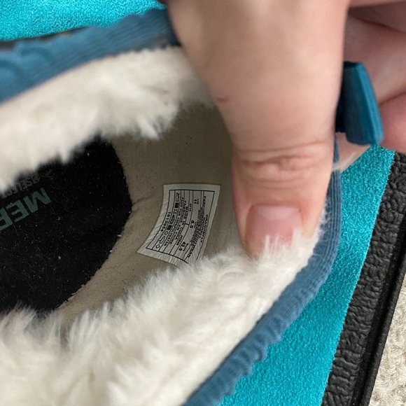 Merrell iridescent clogs, size 11, fuzzy inside - Picture 2 of 4